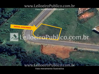 Terreno de 854 m² para investimento, matrícula regularizada
