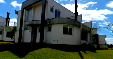 Casa com 203,57 m² em Vargem Grande - Ocupado