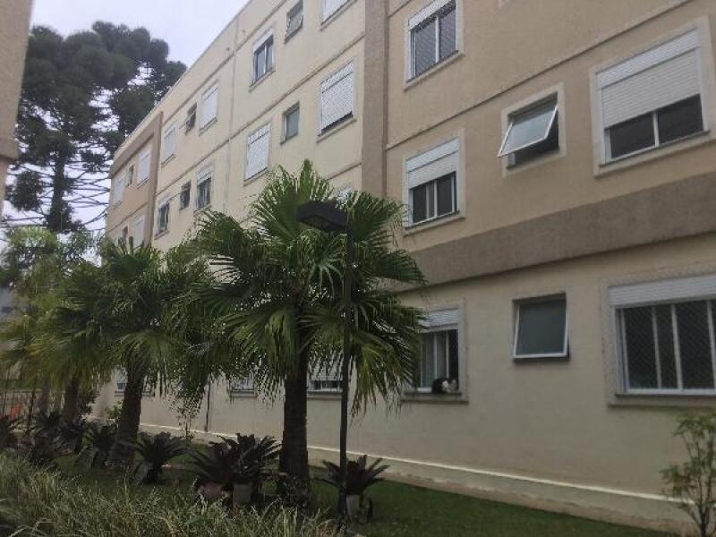 Apartamento com 1 vaga em Santa Cândida