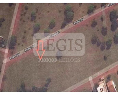 Terreno de 800m² sem benfeitorias
