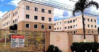 Apartamento com 2 quartos, 2 banheiros, área privativa e 1 vaga