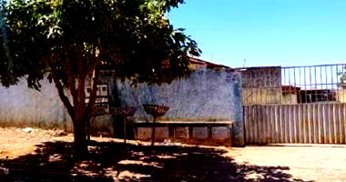 Casa residencial com 3 quartos, ocupada, em condomínio fechado