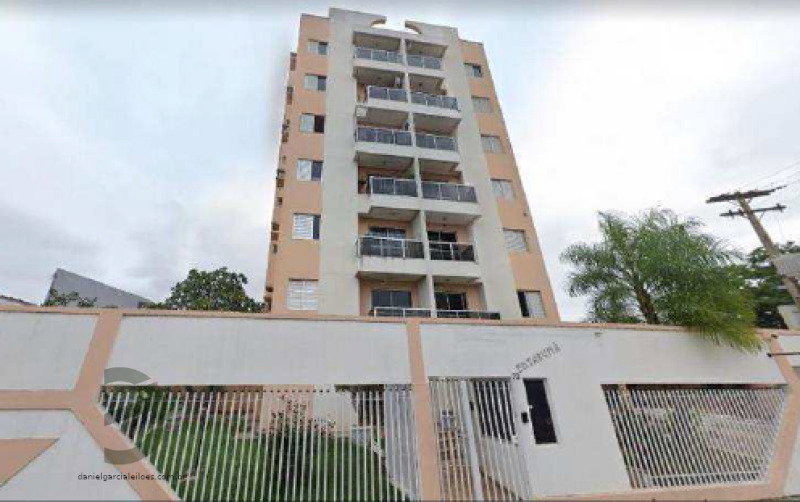 Apartamento com 1 quarto, 1 banheiro e vaga de garagem