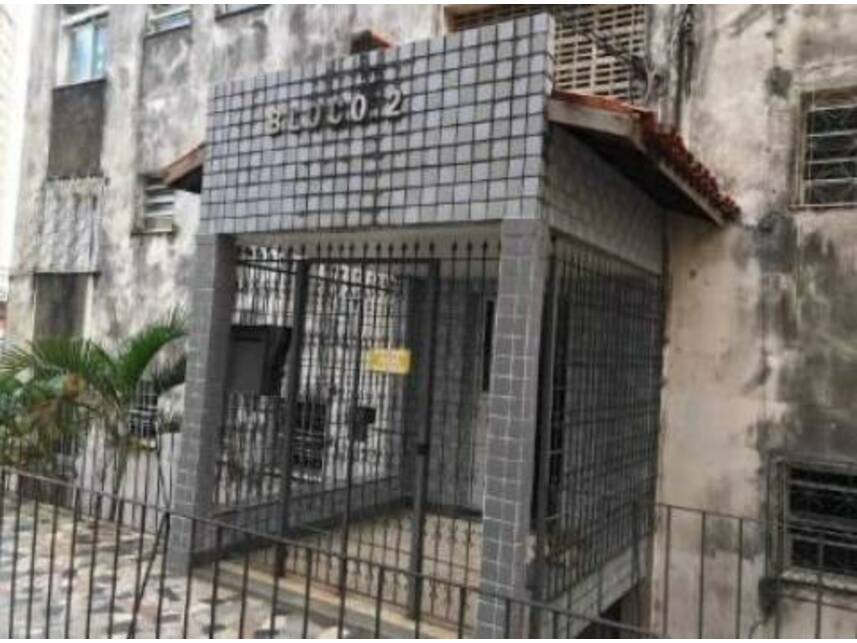 Apartamento em leilão com 2 quartos e 1 banheiro em Salvador