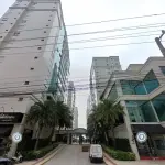 Apartamento Duplex com 281m² e 2 Vagas de Garagem em Itapema