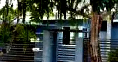 Casa padrão com 3 quartos, 2 banheiros, 1 vaga, 120m² construída, imóvel ocupado