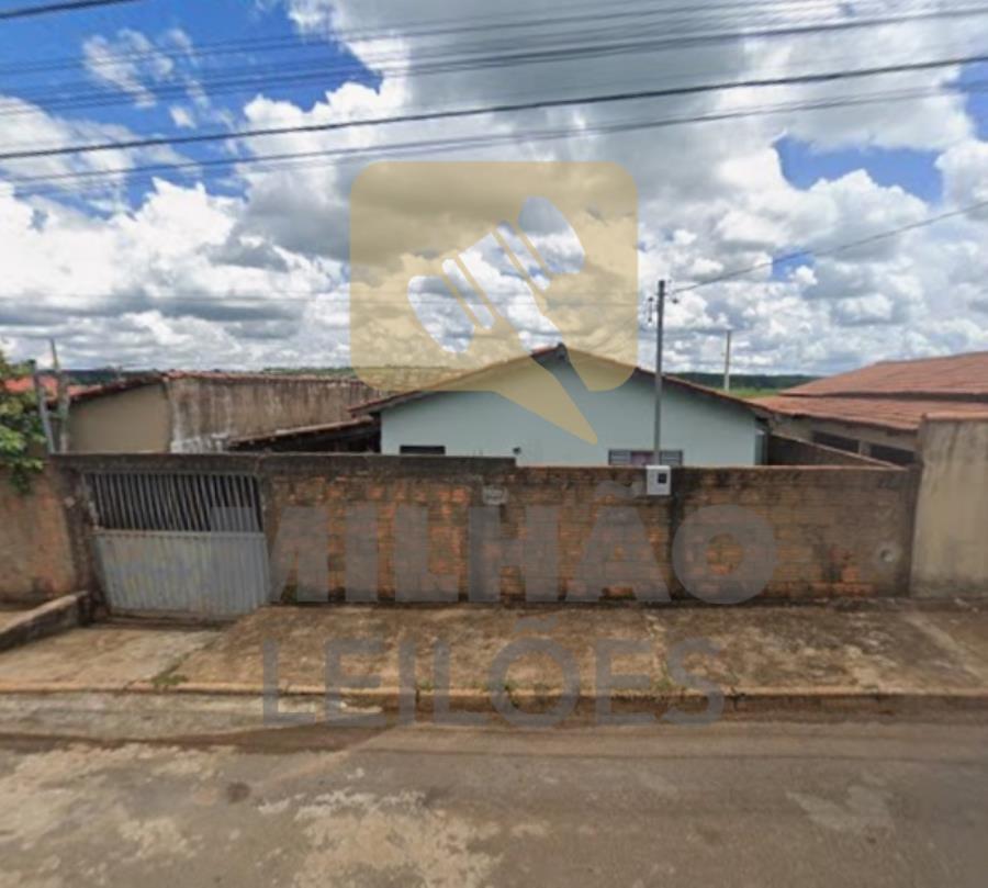 Casa com 2 quartos em Presidente Olegário