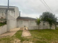 Casa de Condomínio com 3 Quartos e 1 Banheiro em Embu