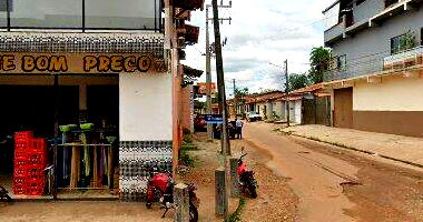 Casa 2 quartos, 1 banheiro, 180m² construída, desocupada
