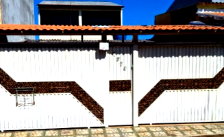 Casa com terreno de 144,50m², 4º CRI, desocupada