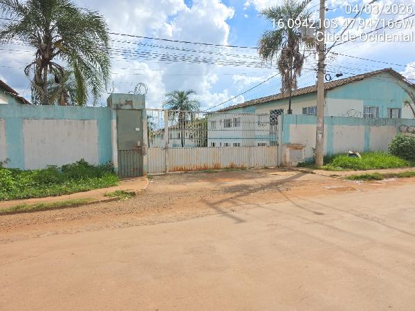 Apartamento com 2 quartos e varanda em Cidade Ocidental