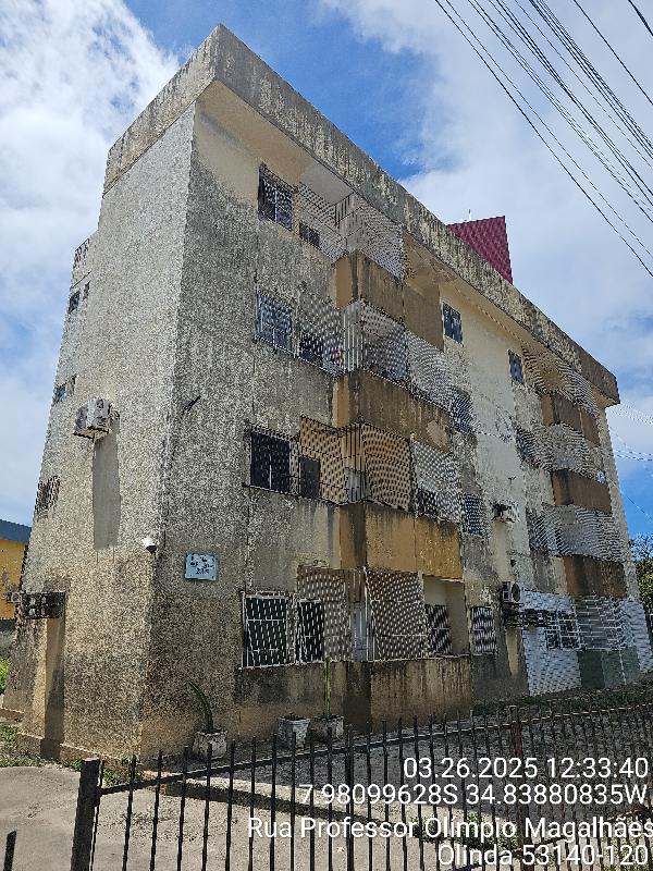 Apartamento 45m² com varanda e área de serviço em Olinda