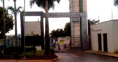 Apartamento com 2 quartos e 1 vaga em Araraquara/SP