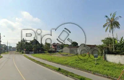 Terreno de 400m² em Joinville - Oportunidade de Investimento
