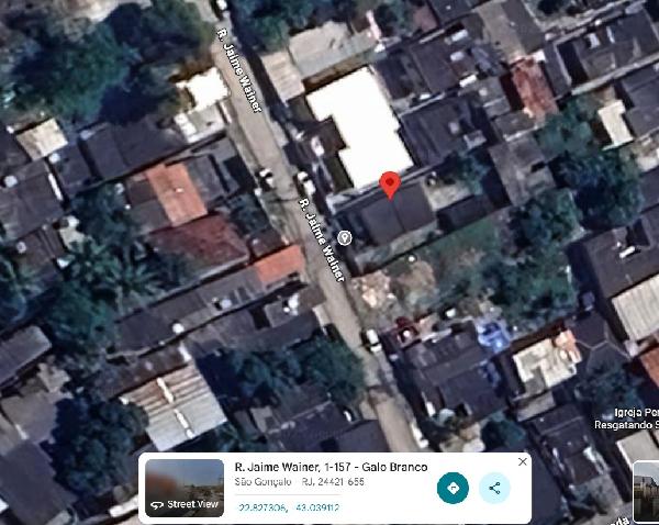 Casa com 56m², 1 quarto, 1 banheiro e terreno de 126m²