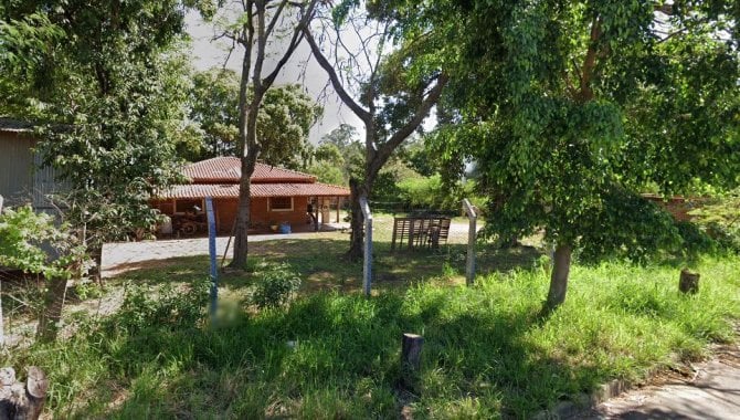 Casa com 2 quartos, 1 banheiro, 125m² construída, desocupada