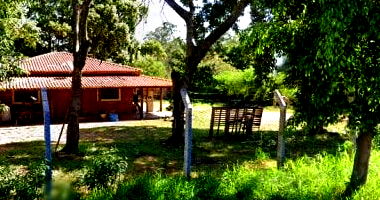 Casa com 2 quartos, 1 banheiro, 125m² construída, desocupada