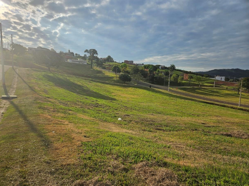 Terreno 450m² no Loteamento Ninho Verde Gleba II