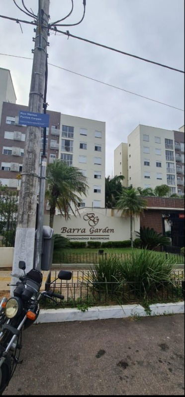 Apartamento com 2 Quartos e 1 Vaga em Porto Alegre