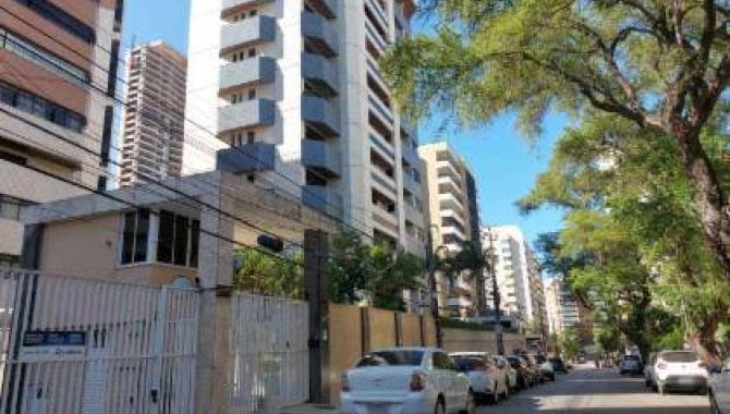Apartamento com 2 quartos, 2 vagas, 149 m²