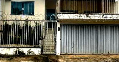 Casa com 3 quartos, 1 banheiro, vaga de garagem e 169,02m² privativos