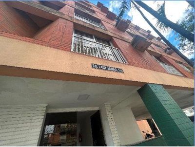Apartamento com 2 quartos, 115m² útil, 1 vaga