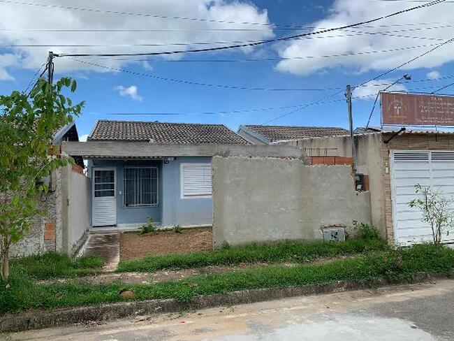 Casa com 51,4m² em Campos dos Goytacazes/RJ