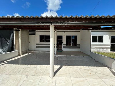 Casa 2 Quartos com 1 Vaga e 58,26 m²