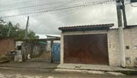Casa ocupada de 2 quartos, 2 banheiros e 64 m²