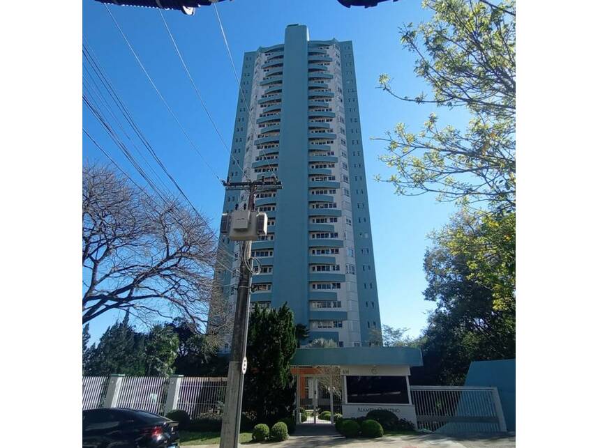 Apartamento com 3 vagas, 159m²