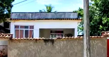 Casa Ocupada em Leilão com 1 Vaga