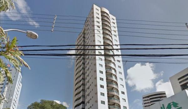Apartamento com 57,85m², suíte e varanda no Espinheiro