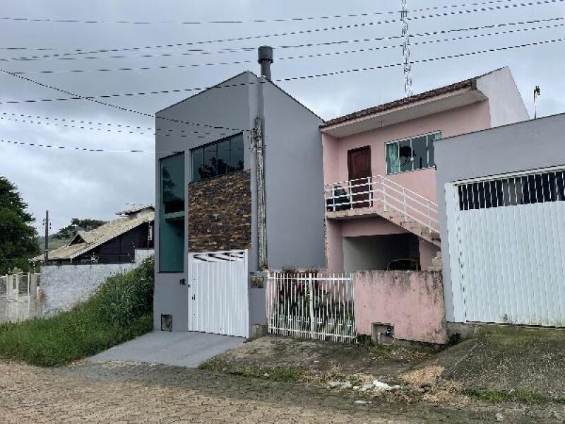 Casa com 94,32m², 1 vaga, em condomínio, desocupada