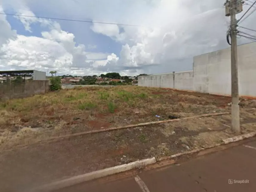 Terreno com 900m² no Centro de Ituiutaba