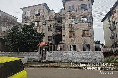 Apartamento com 2 quartos em Alvorada/RS