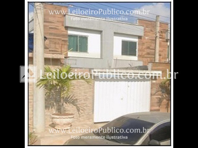 Casa com 2 Quartos e 1 Vaga em Belford Roxo
