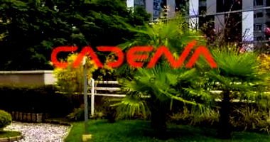 Apartamento com 3 vagas de garagem em Curitiba