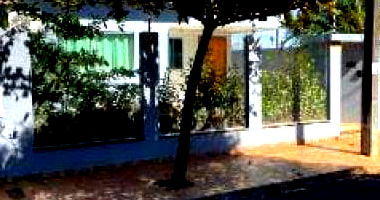 Casa padrão 3 quartos 2 banheiros 224m² ocupada