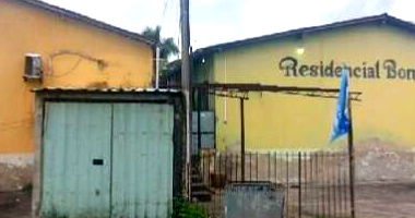 Casa com 3 quartos, 2 banheiros, 56,6m² construída, 1 vaga