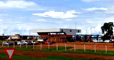 Terreno com Benfeitorias em Palmeiras de Goiás