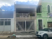 Casa com 135m² de área privativa e 75,84m² de terreno
