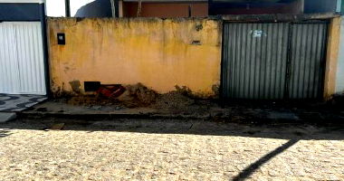 Casa residencial com 3 quartos e área construída confortável