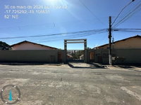Casa com 2 Quartos e 1 Vaga em Morrinhos - GO