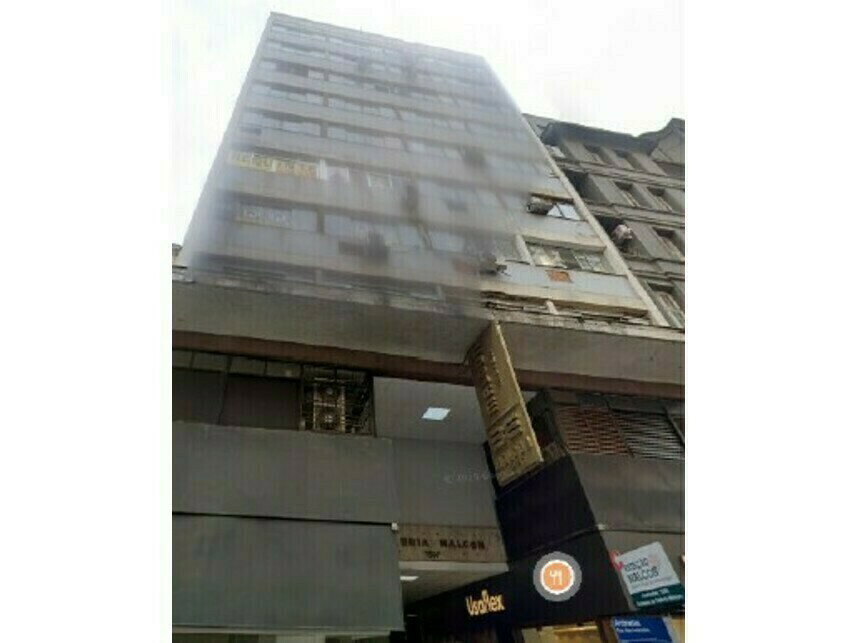 Sala Comercial em Leilão com 43m² Útil