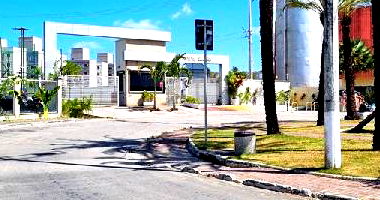 Apartamento com 2 Quartos e 1 Vaga em Eusebio
