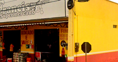 Imóvel comercial com 204m², ocupado, excelente localização