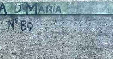 Casa com 2 Quartos e Jardim em Magé/RJ