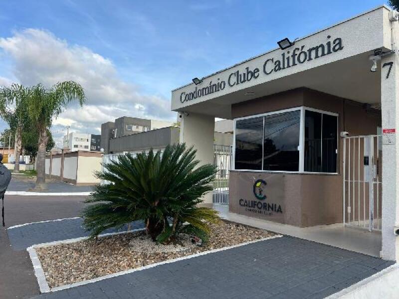 Apartamento com 2 quartos em Campo Largo/PR
