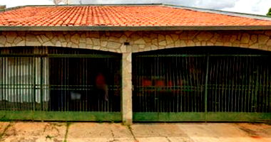 Casa com 3 Quartos e 2 Banheiros em Bauru - SP