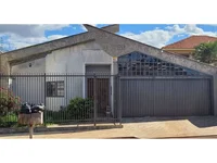 Casa em Leilão com 241,95m² Construída e 338m² de Terreno